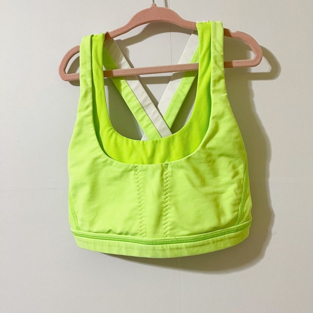 Lululemon Size 2 Neon Highlighter Run Stuff Your Bra Cross Back Workout